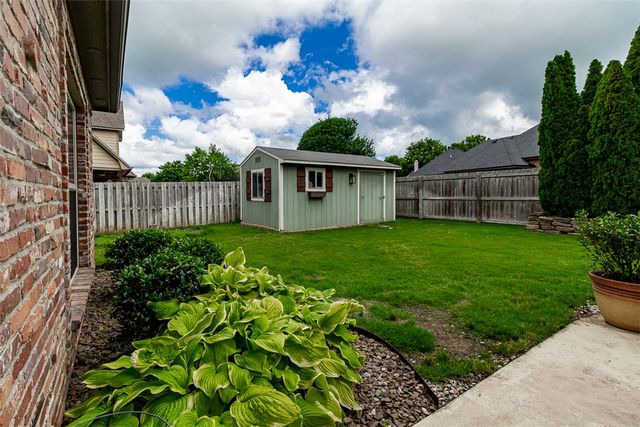 4401 Warbal Trail, Rogers, AR 72758
