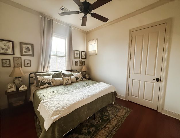 1013 S Crescent Cove, Shreveport, LA 71105
