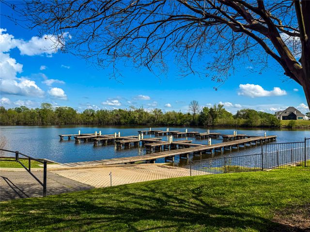 1013 S Crescent Cove, Shreveport, LA 71105