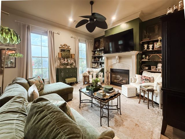 1013 S Crescent Cove, Shreveport, LA 71105