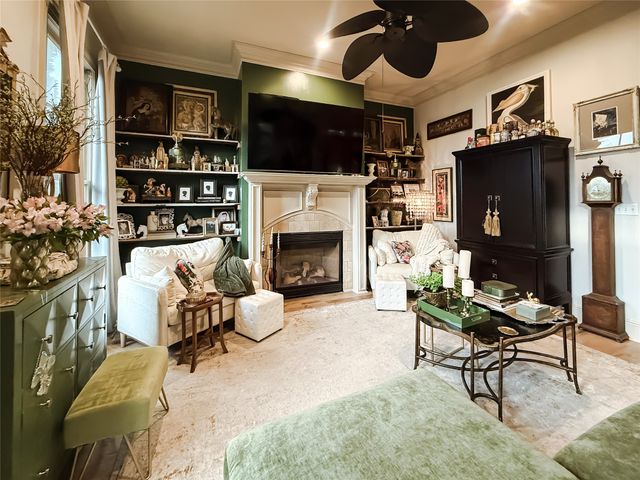 1013 S Crescent Cove, Shreveport, LA 71105