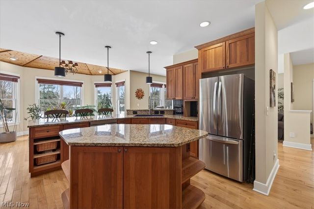 11355 Beechnut Lane, Chardon, OH 44024