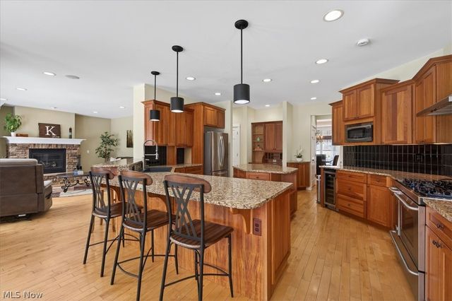 11355 Beechnut Lane, Chardon, OH 44024