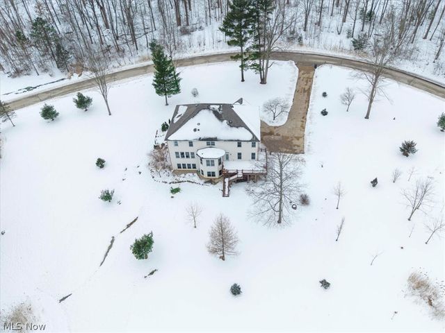 11355 Beechnut Lane, Chardon, OH 44024