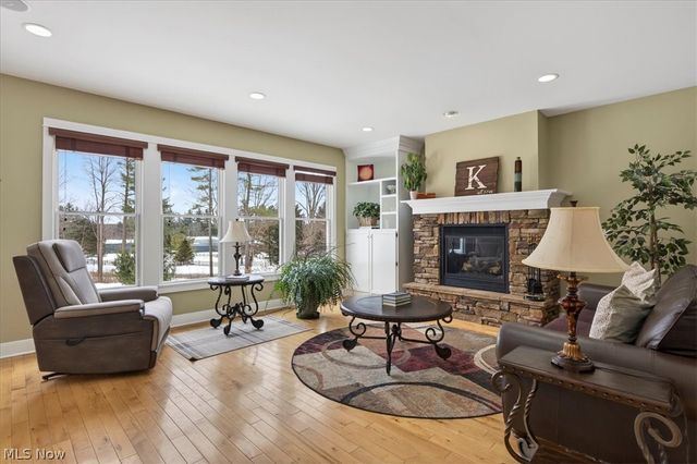 11355 Beechnut Lane, Chardon, OH 44024