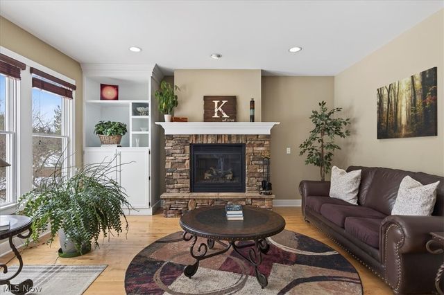 11355 Beechnut Lane, Chardon, OH 44024