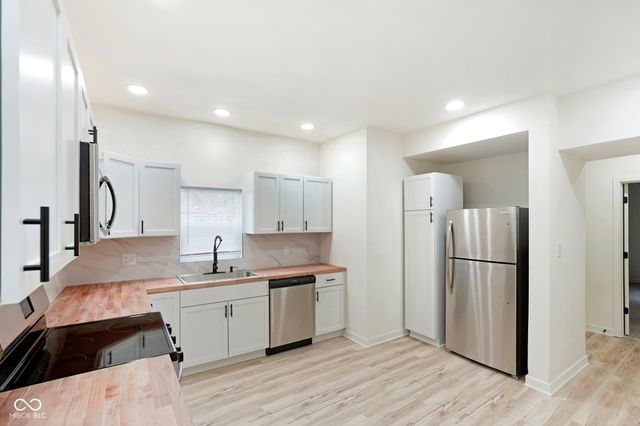 723 W 3rd Street, Anderson, IN 46016