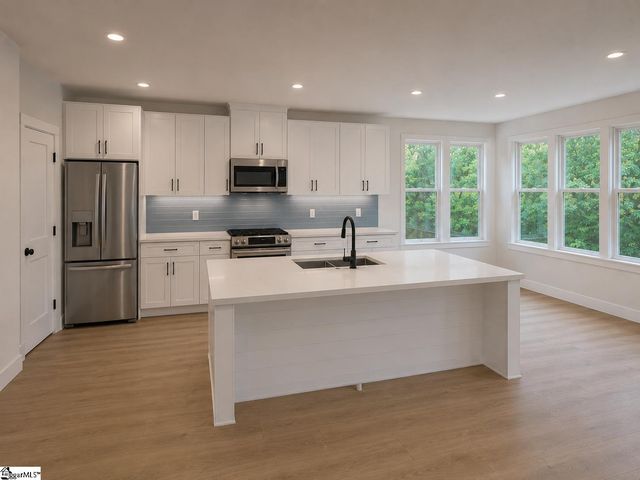 129 Faulkner Circle, Greer, SC 29651