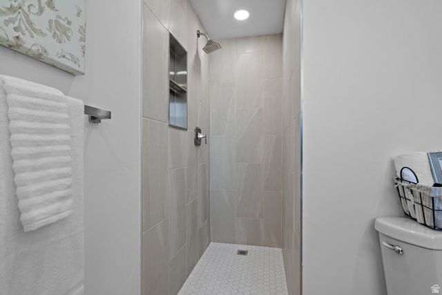 1973 S DAVIS BLVD, Bountiful, UT 84010