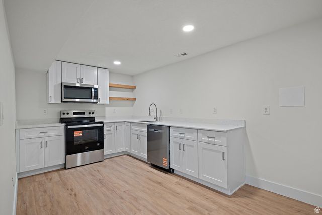 1973 S DAVIS BLVD, Bountiful, UT 84010