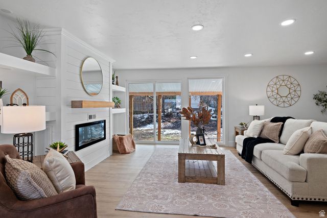 1973 S DAVIS BLVD, Bountiful, UT 84010