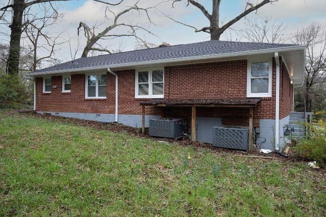 965 SMITH Street, Clarkston, GA 30021