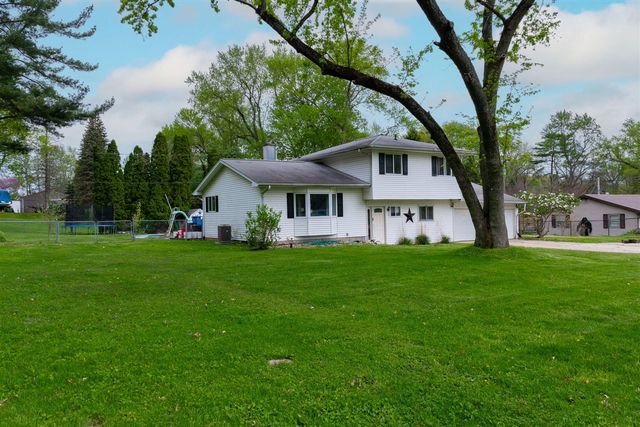 16271 Merson Court, Buchanan, MI 49107