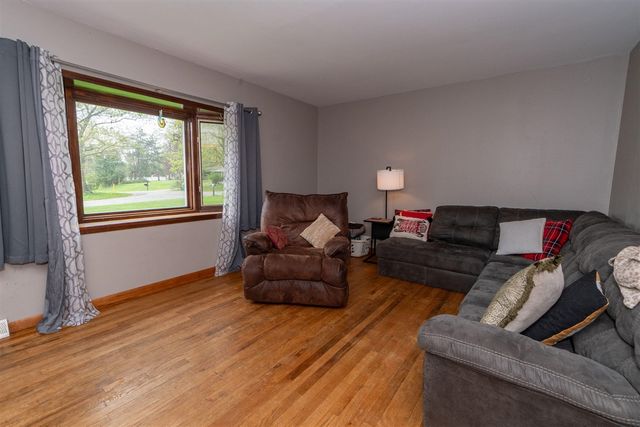 16271 Merson Court, Buchanan, MI 49107
