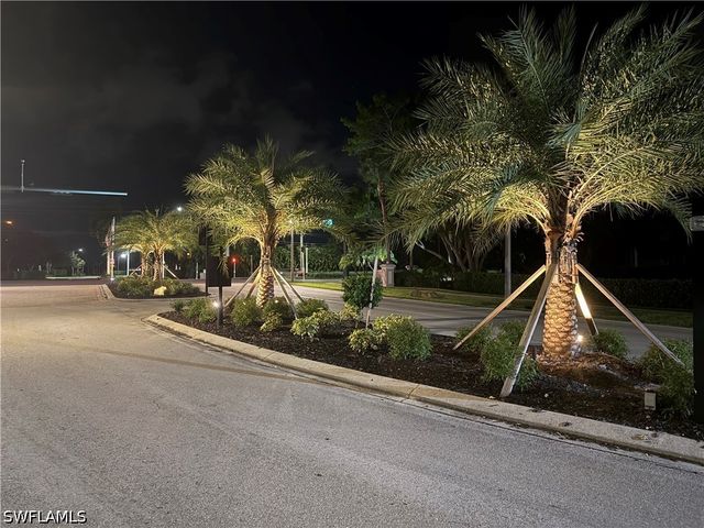 7951 Haven DR 1, Naples, FL 34104