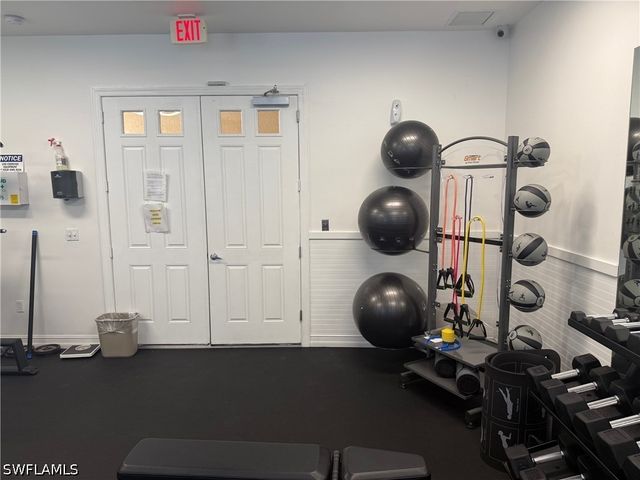 7951 Haven DR 1, Naples, FL 34104