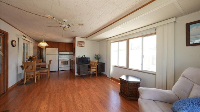 210 SOUTHWINDS DRIVE, Sarasota, FL 34231