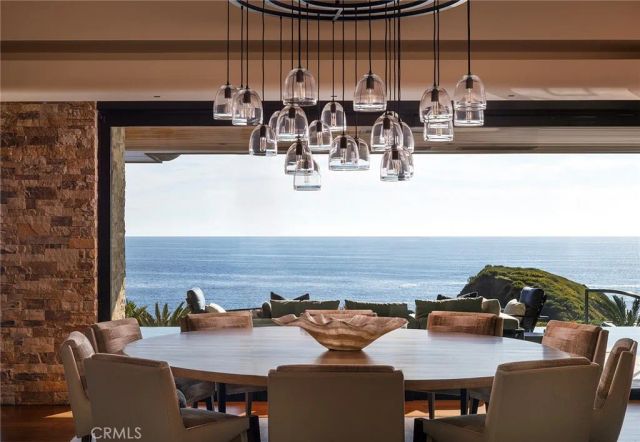 2526 Riviera Drive, Laguna Beach, CA 92651