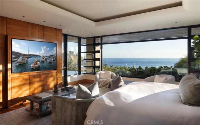 2526 Riviera Drive, Laguna Beach, CA 92651