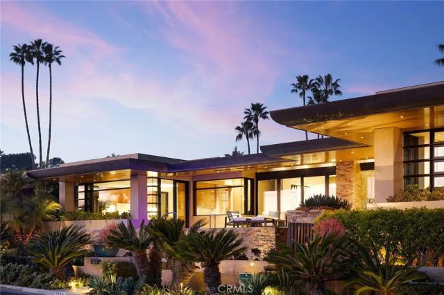 2526 Riviera Drive, Laguna Beach, CA 92651