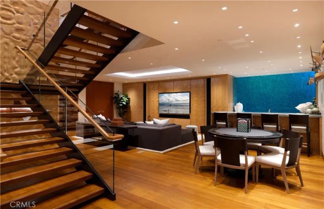 2526 Riviera Drive, Laguna Beach, CA 92651