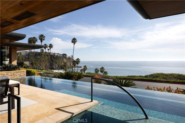 2526 Riviera Drive, Laguna Beach, CA 92651