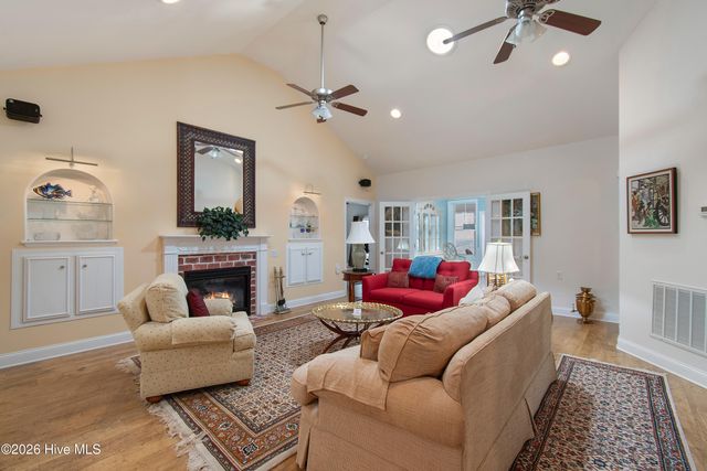 4285 Loblolly Circle SE, Southport, NC 28461