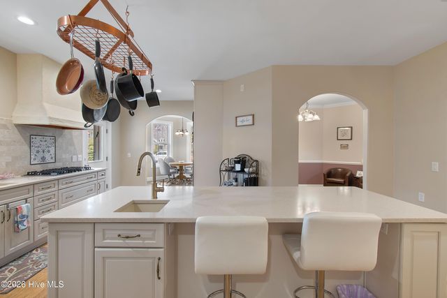 4285 Loblolly Circle SE, Southport, NC 28461