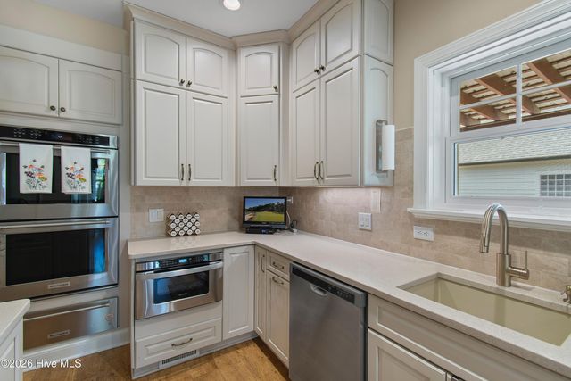 4285 Loblolly Circle SE, Southport, NC 28461