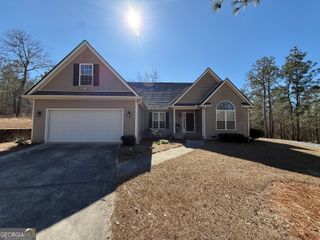 872 Jasmaine Way, Lizella, GA 31052
