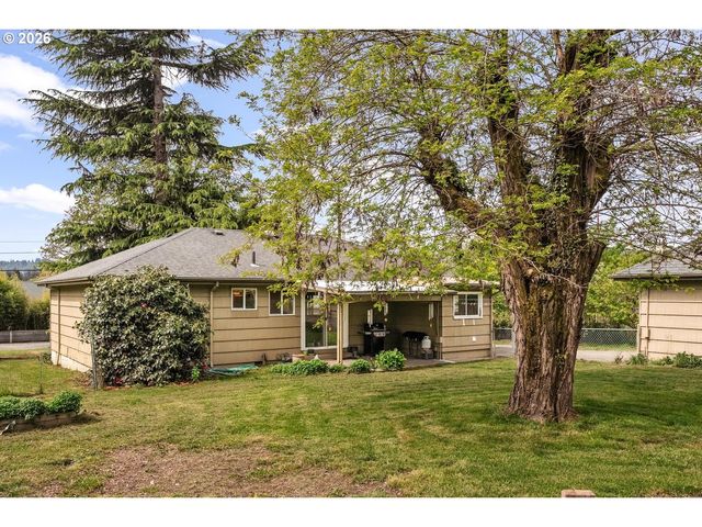 17820 Se CANDY Ln, Milwaukie, OR 97267