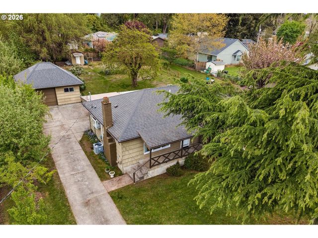 17820 Se CANDY Ln, Milwaukie, OR 97267