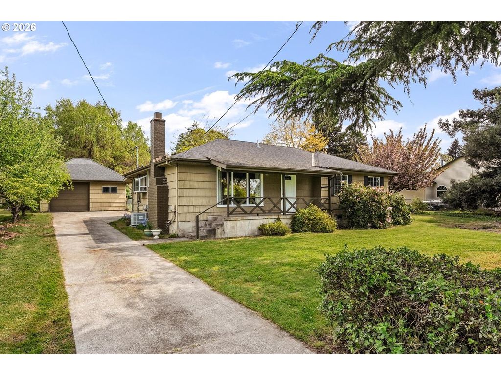 17820 Se CANDY Ln, Milwaukie, OR 97267