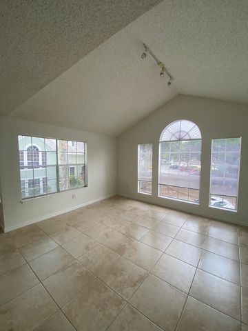 1020 Crystal Way H, Delray Beach, FL 33444