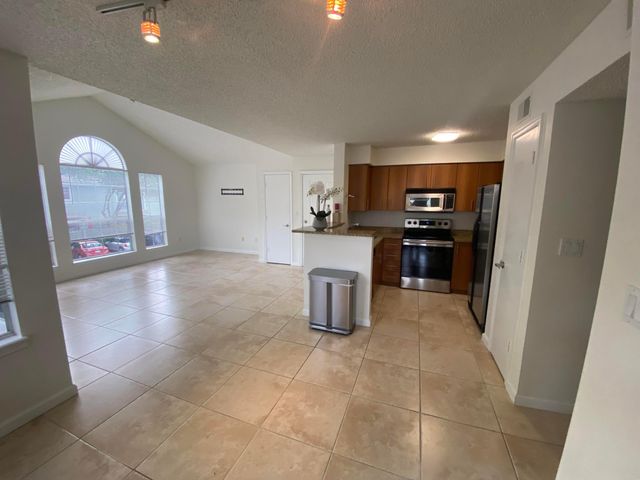 1020 Crystal Way H, Delray Beach, FL 33444
