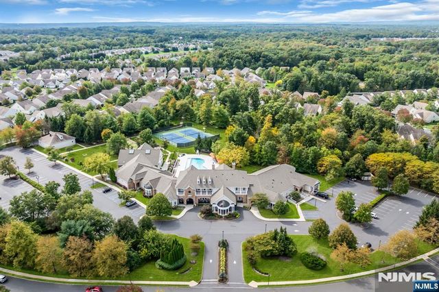 2304 Conrad Way 2304 Building 2, Franklin, NJ 08873
