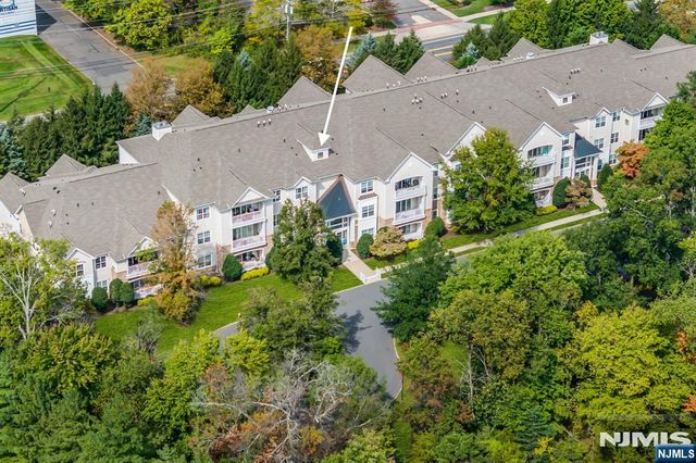 2304 Conrad Way 2304 Building 2, Franklin, NJ 08873