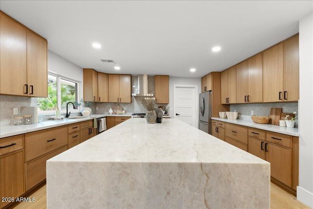 1106 N VILLA NUEVA Drive, Litchfield Park, AZ 85340