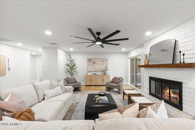 1106 N VILLA NUEVA Drive, Litchfield Park, AZ 85340