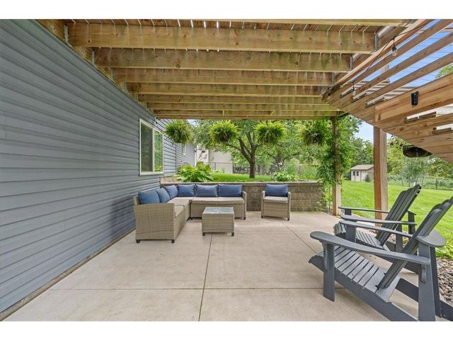2870 Jordan Drive, Saint Paul, MN 55125