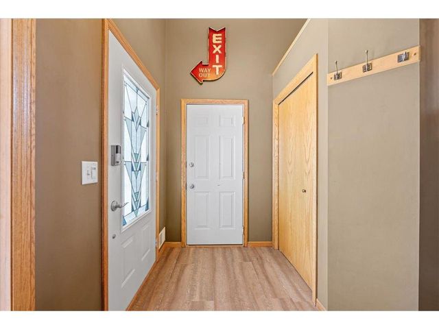 2870 Jordan Drive, Saint Paul, MN 55125