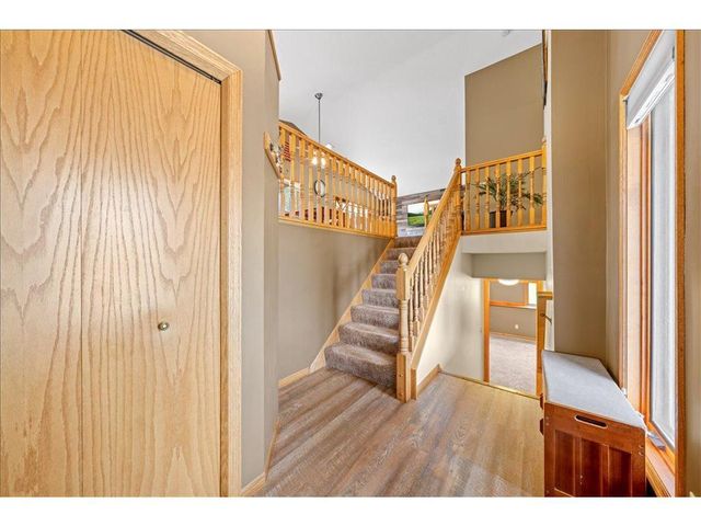 2870 Jordan Drive, Saint Paul, MN 55125