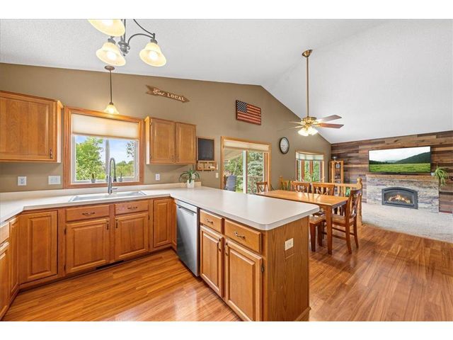 2870 Jordan Drive, Saint Paul, MN 55125