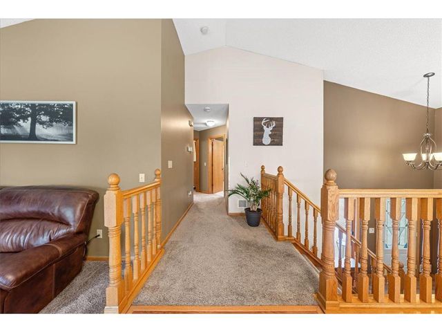 2870 Jordan Drive, Saint Paul, MN 55125