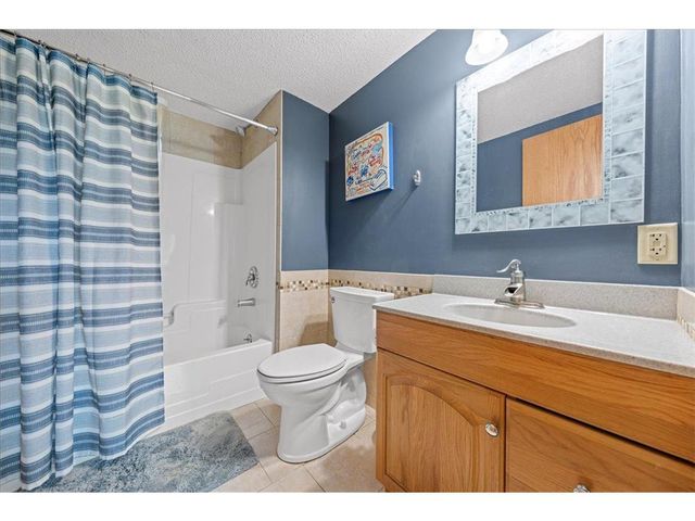 2870 Jordan Drive, Saint Paul, MN 55125