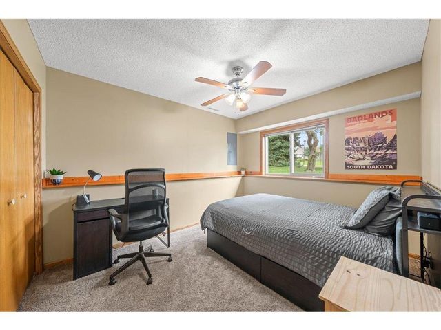 2870 Jordan Drive, Saint Paul, MN 55125