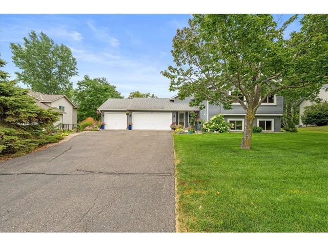 2870 Jordan Drive, Saint Paul, MN 55125