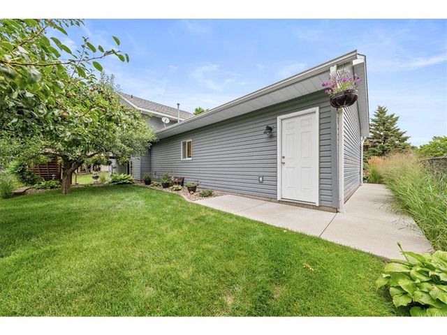 2870 Jordan Drive, Saint Paul, MN 55125
