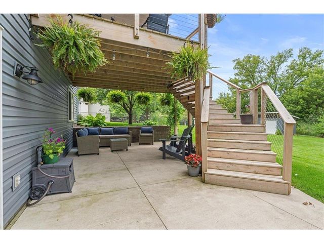 2870 Jordan Drive, Saint Paul, MN 55125
