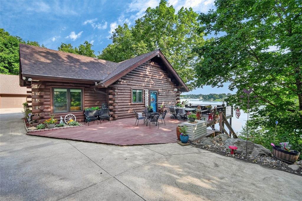 6634 Panorama Drive, Panora, IA 50216